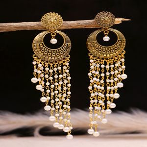 White cheap fashion earrings