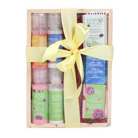 Buy Nyassa Wooden Gift Set (195 g) - Purplle