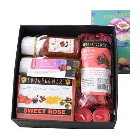 Buy Soulflower Festive Rose Try Me Bath Set (550 g) - Purplle