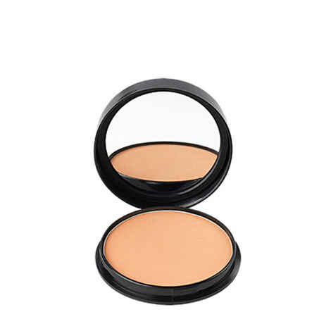 Buy Oriflame Pure Colour Pressed Powder - Light Medium (20 g) - Purplle
