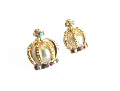 Buy Crunchy Fashion Crown Studs - Purplle