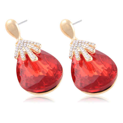 Buy Crunchy Fashion Red Crystal Droplet Earrings for Women - Purplle