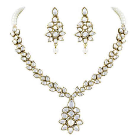 Karatcart Bloomy Kundan Pearl Necklace Set