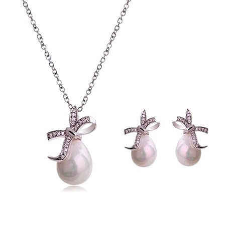 Crunchy Fashion Pearl N The Bow Silver Necklace Set