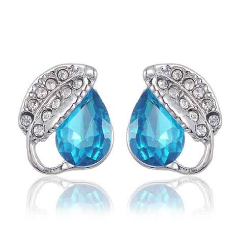 Buy Sukkhi Eye-catchy Crystal Rhodium Plated Earring for Women - E81146 - Purplle