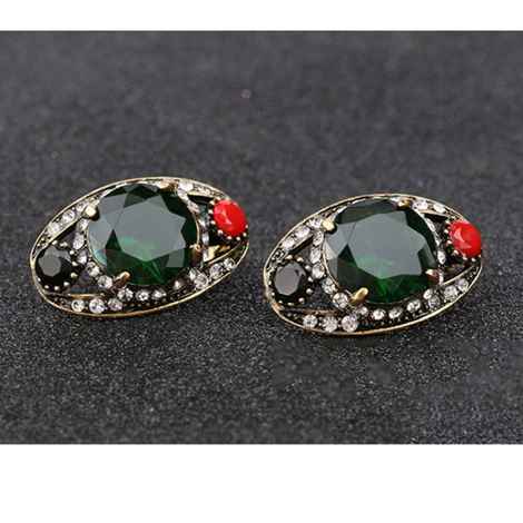 Buy Sukkhi Dazzling Crystal Stone Gold Plated Earring For Women - E80799 - Purplle