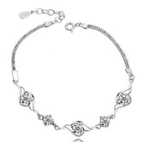 Buy Sukkhi Shimmering Crystal Stone Rhodium Plated Bracelet For Women - BC80810 - Purplle