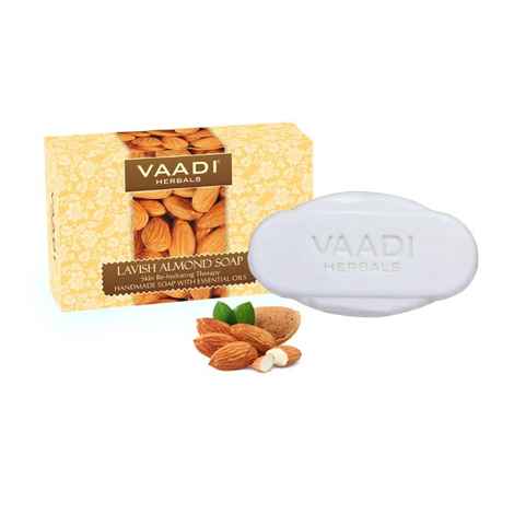 Vaadi Herbals Lavish Almond Soap (75 g)