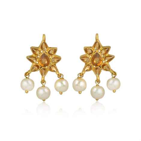 Buy Karatcart GoldPlated Kundan Stylish Fancy Party Wear Stud Earrings For Women - Purplle