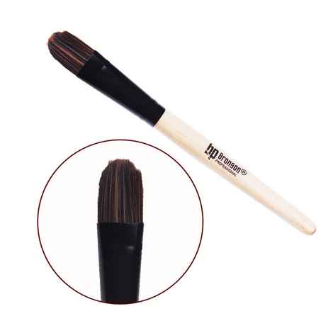 Buy Bronson ProfessionalA Foundation Brush(Color may vary) 1 Pc - Purplle