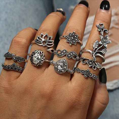 Buy Ferosh Argentia Floral Silver Statement Rings - Purplle