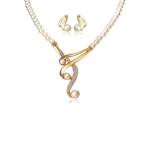 Buy Femnmas Bridal Pearl Necklace Earring Set - Purplle