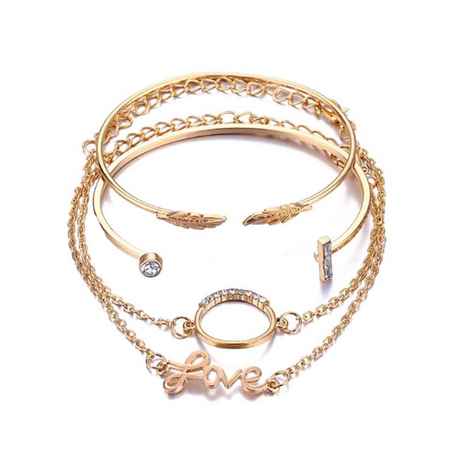 Buy Ferosh Ava Golden Love Bracelet Set - Purplle