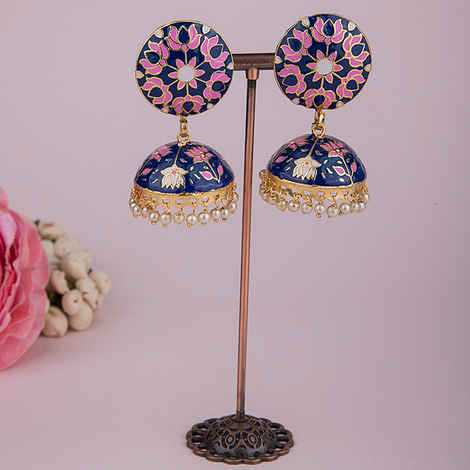 Buy Queen Be Royalty Circular Earrings - Purplle
