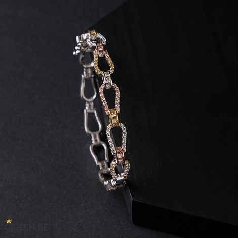 Buy Queen Be Link Up 3-Toned Bracelet - Purplle
