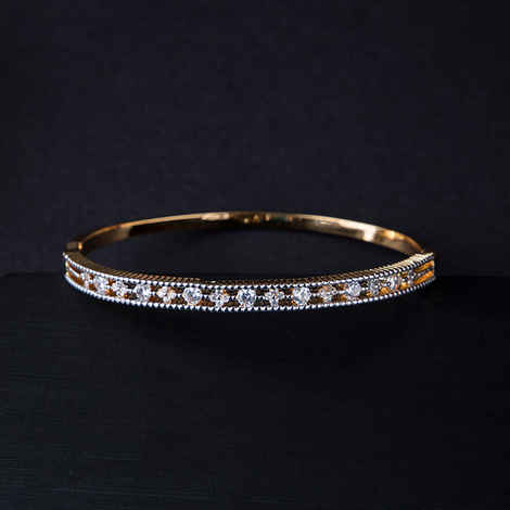 Buy Queen Be Twinkling Marvel Gold Bracelet - Purplle