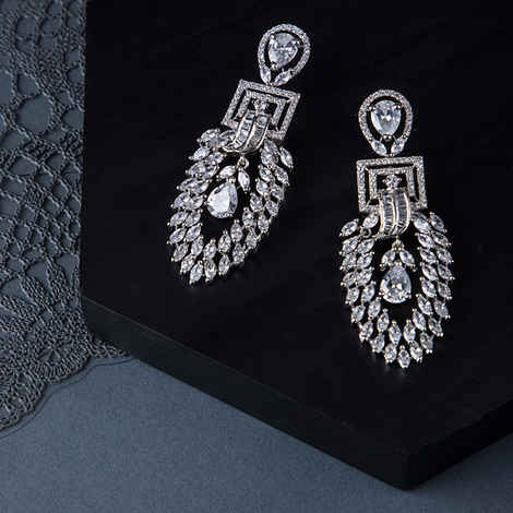 Buy Queen Be Silvery Sparkle Earrings - Purplle