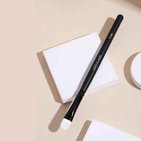 Buy Cuffs N Lashes Makeup Brushes, E004 Big Flat Brush - 1 pc - Purplle