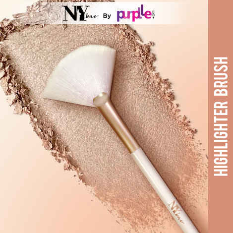 Buy NY Bae Pro Highlighter Brush | Fan Brush | Smooth Blending | Even Application | Fine & Soft Bristles - 1 Pc - Purplle