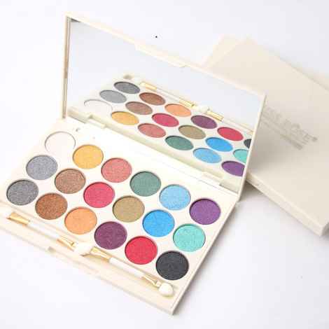 Buy Miss Rose 18 Color Eyeshadow Palette 7001-45W01 - Purplle