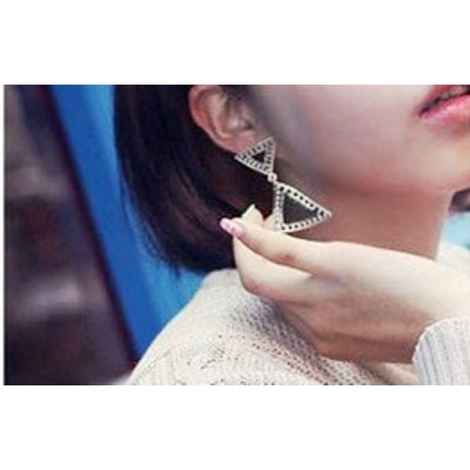 Buy Crunchy Fashion Black Geometric Blocks Earrings - Purplle