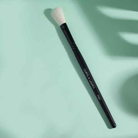 Buy Cuffs n Lashes Makeup Brushes F023 Highlighter Brush - 1 pc - Purplle