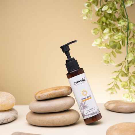 ZEOVEDA Organic Sunscreen Lotion SPF 50 Ultra Matte Texture | Sunscreen Cream for Women & Men with Papaya Extract & Zinc Oxide | Quick Absorption & Sheer Texture | Sulphate & Paraben Free - 100 ml