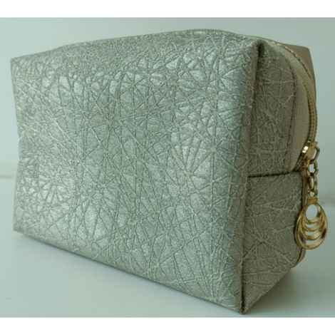Faces Canada Glitzy Golden Pouch 1 Pc