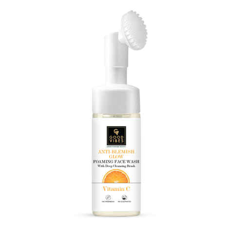 Buy Good Vibes Vitamin C Glow Foaming Face Wash With Deep Cleansing Brush | Brightening, Cleansing | No Parabens, No Sulphates, No Animal Testing (150 ml) - Purplle