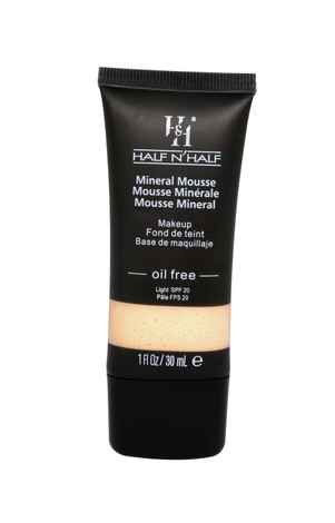 Buy Half N Half Mineral Mousse Oil Free Foundation Light SPF-20, Light (30 ml) - Purplle