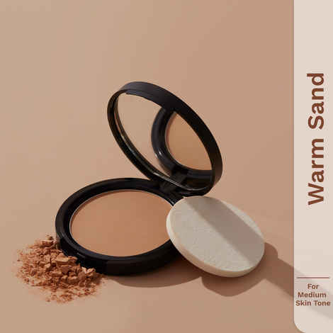 Pilgrim Compact Powder Warm Sand, Natural Matte Finish, Oil Control, Pore Blurring, For Woman 9 gm