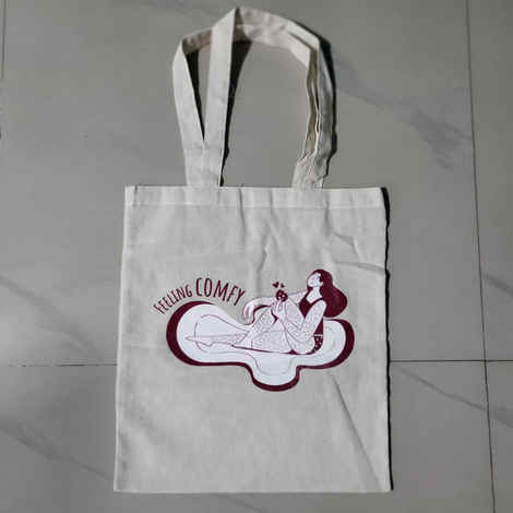Carmesi Feeling Comfy Tote Bag 1 Pc