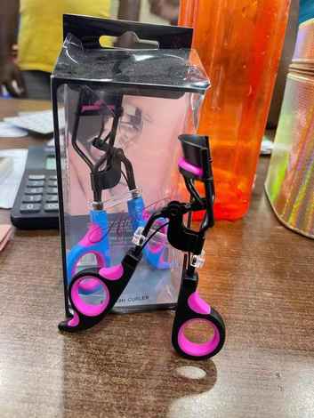 Buy Faces Canada D2C GWP Black Eyelash curler - 1 pc - Purplle