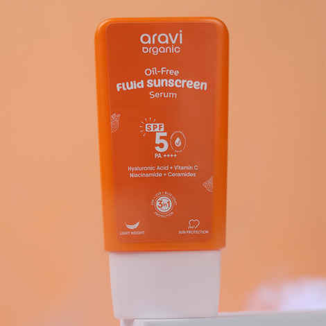 Aravi Organic Oil-Free Fluid Sunscreen Serum SPF 50++++ with Hyaluronic Acid, Vitamin C, Niacinamide & Ceramides | Lightweight, Chemical-Free Formula | Prevents Sunburn & Tanning | For All Skin Types | 50 ml
