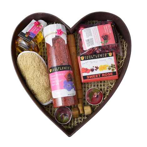 Buy Soulflower Romance Heart Bathset - Purplle