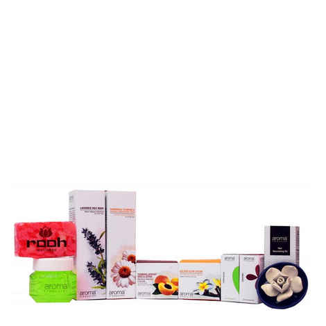 Buy Aroma Treasures Indulgence Kit - Purplle