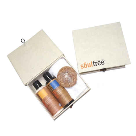 Buy SoulTree Bath Essentials Kit - Purplle