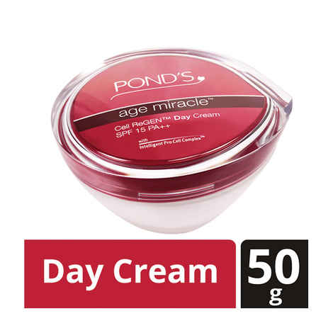 Buy Pond's Age Miracle Youthful Glow Day Cream SPF 15 PA++ | For Anti Ageing |10% Retinol-Collagen B3 Complex |Fades Spots | Boost Radiance |50 gm - Purplle