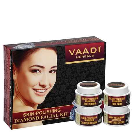 Vaadi Herbals Skin-Polishing Diamond Facial Kit (70 gm)
