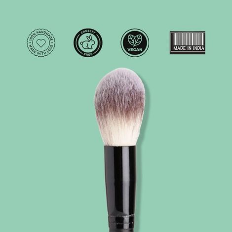 Cuff N Lashes Makeup Brushes F014 Powder/Blush Brush