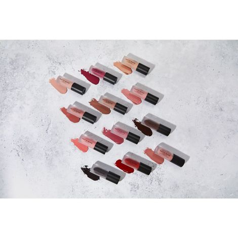 Revolution Matte Bomb Flüssiger Lippenstift In 'Nude Magnet' – Matte, Weiche Textur, Für Täglichen Gebrauch