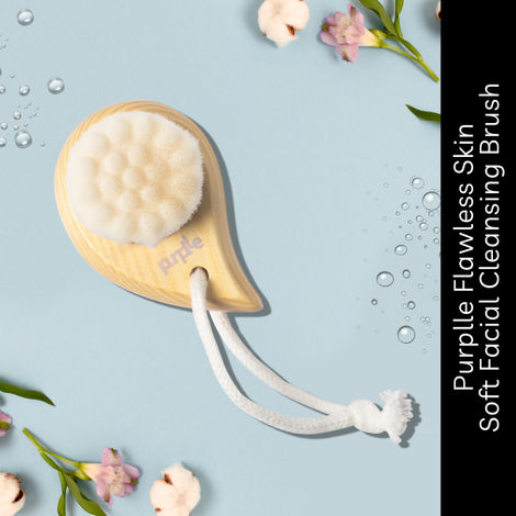 Purplle Flawless Skin Soft Face Cleansing Brush