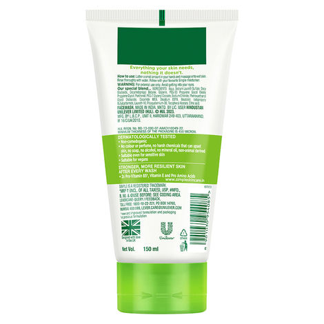 Simple Kind To Skin Moisturising Facial Wash 150 ml