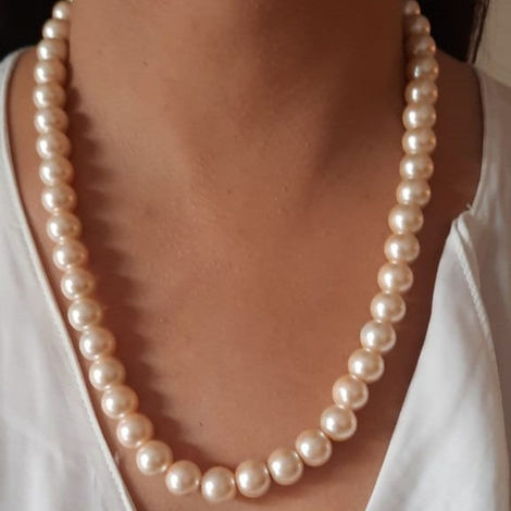 Single line pearl necklace online