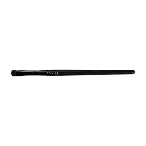 FACES CANADA Eye Shadow Brush | Easy Swipe | Precise Definition | Smooth Application | Flawless Finish | Impeccable Grip | Supremely Soft And Luxurious Synthetic Bristles
