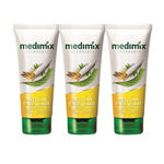 Buy Medimix Ayurvedic Anti Tan Face Wash (100 ml) (Pack of 3) - Purplle
