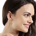 Buy Kord Store Gold Plated White Stone Maang Tika And Earrings Set For Girls & Women. One Pair Of Earring With Mangtika (KSEMT80006) - Purplle
