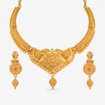 Buy Queen Be Gold Hasli Flower & Drop Choker Wedding Set - NM19027 - Purplle