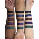 Buy SUGAR Cosmetics Born To Wing Gel Eyeliner - 05 Green Eyes (Dark Green/Deep Green) Smudge-Proof,Rich Matte Finish - Purplle
