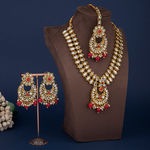 Buy Queen Be Twin Kundan Bridal Necklace Set - Purplle